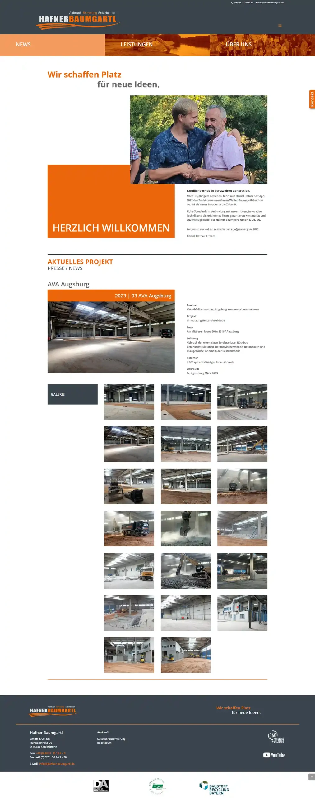 Screenshot der Website eines Bauunternehmens mit Projektfotos und einer Willkommensnachricht.